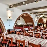 Rozsa Csarda Отель