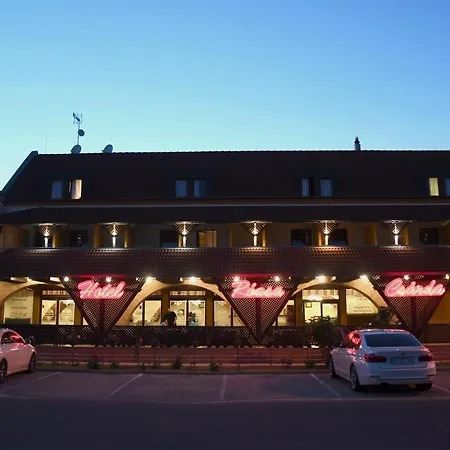 Otel Rozsa Csarda 3*