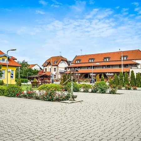 Hotel Rozsa Csarda Hegyeshalom