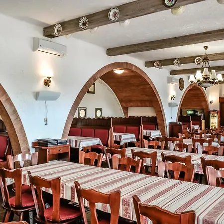 Rozsa Csarda Hotel