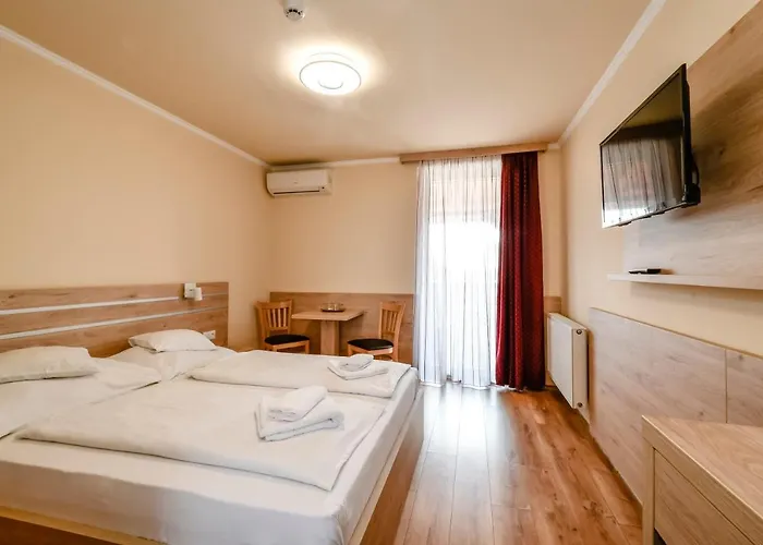 Rozsa Csarda Otel Hegyeshalom