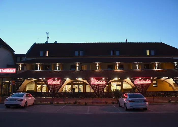 Hotel Rozsa Csarda 3*