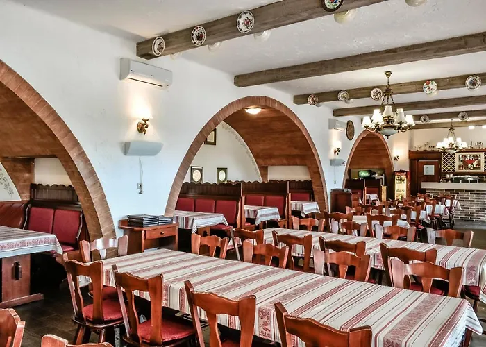 Rozsa Csarda Otel